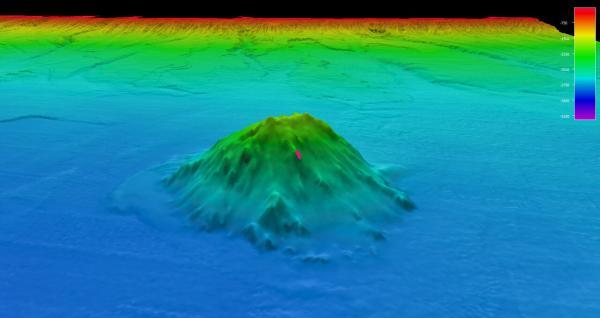 کشف کوهی بزرگ که در اعماق اقیانوس پنهان شده، عکس