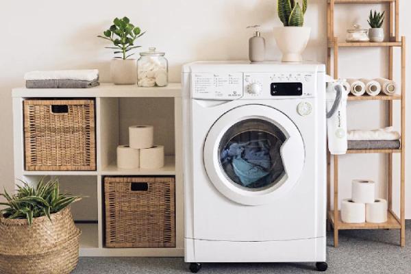 بررسی 6 علت کف نکردن ماشین لباسشویی